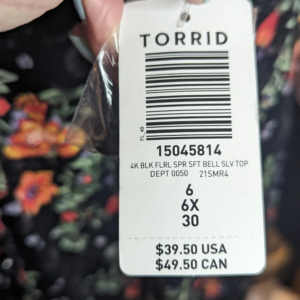 TORRID Super Soft Blouse Womens Bell Sleeves Lace Knit Black Floral Top - Picture 3 of 7